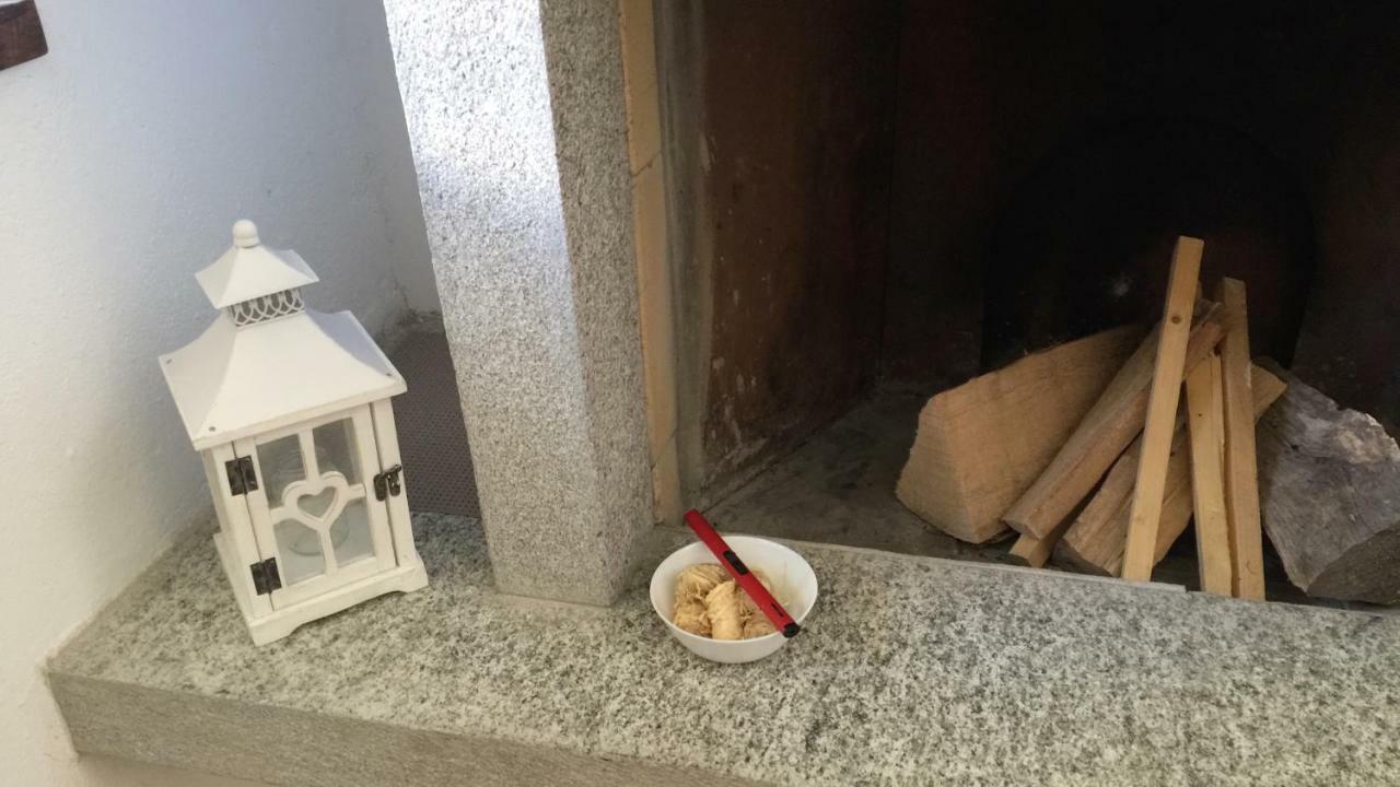 Ferienwohnung Rustico Ai Monti Cadenazzo المظهر الخارجي الصورة