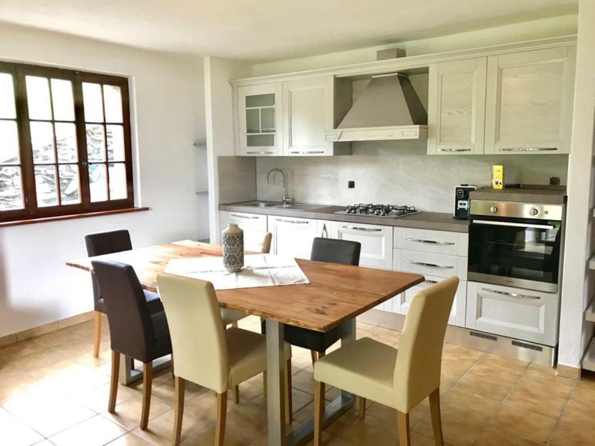 Ferienwohnung Rustico Ai Monti Cadenazzo المظهر الخارجي الصورة